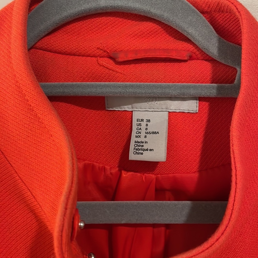 Being orange/red h&m jacket - Picture 2 of 5